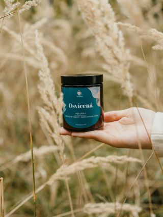 Osvícená je tu od samého počátku a pořád se těší vaší oblíbenosti 🩵 Meduňka je vhodná k aromaterapii a stačí chvilka a...