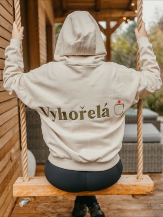 🪡Tyhle mikči jsme si nechaly vyšít od @neznyrebel hlavně pro naše potřeby. Čti – POTŘEBA mít “naše vlastní” mikči byla...